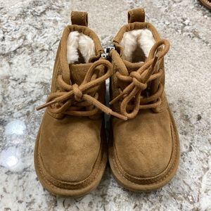 Ugg toddler Neumel II Boot